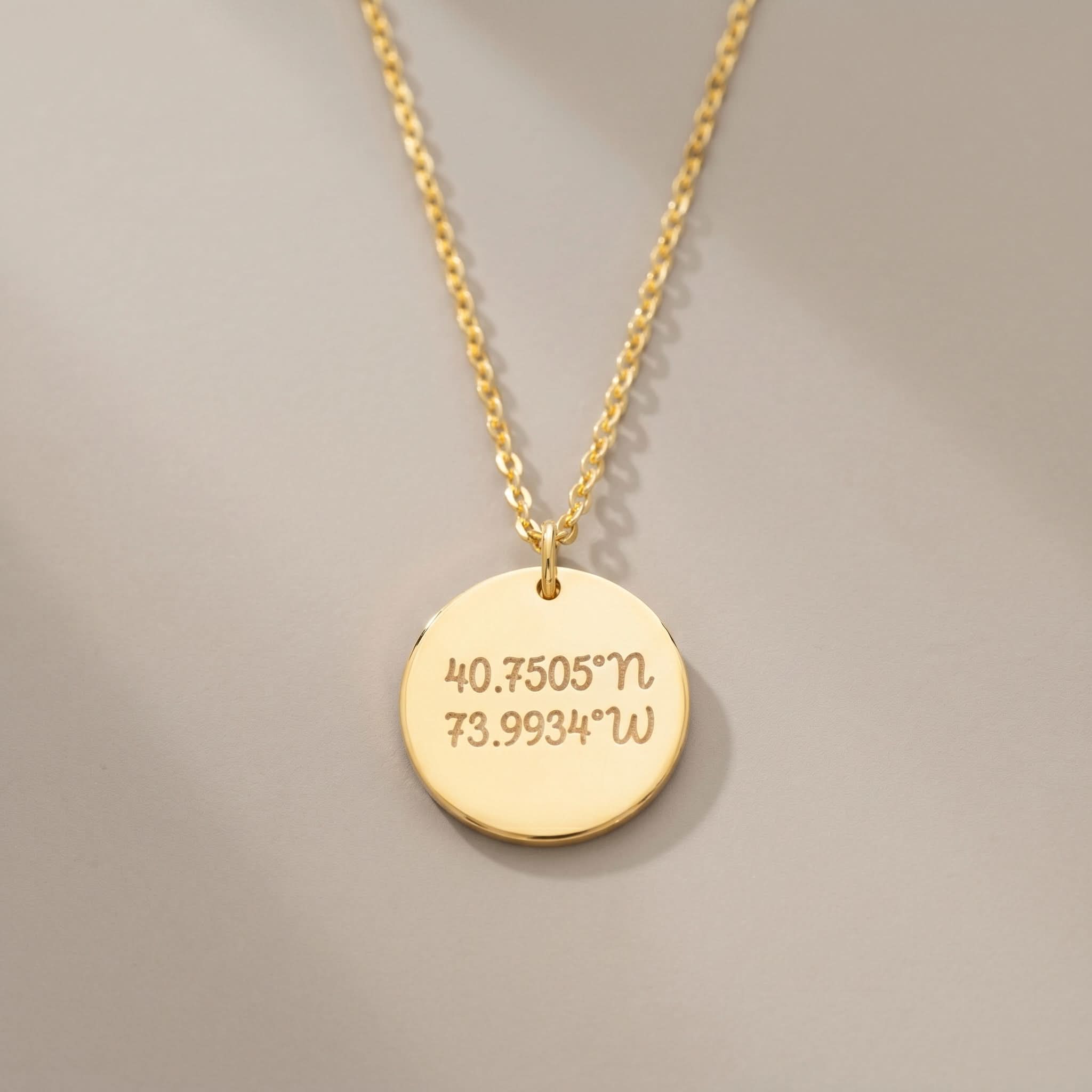 JWH personalized necklace gift